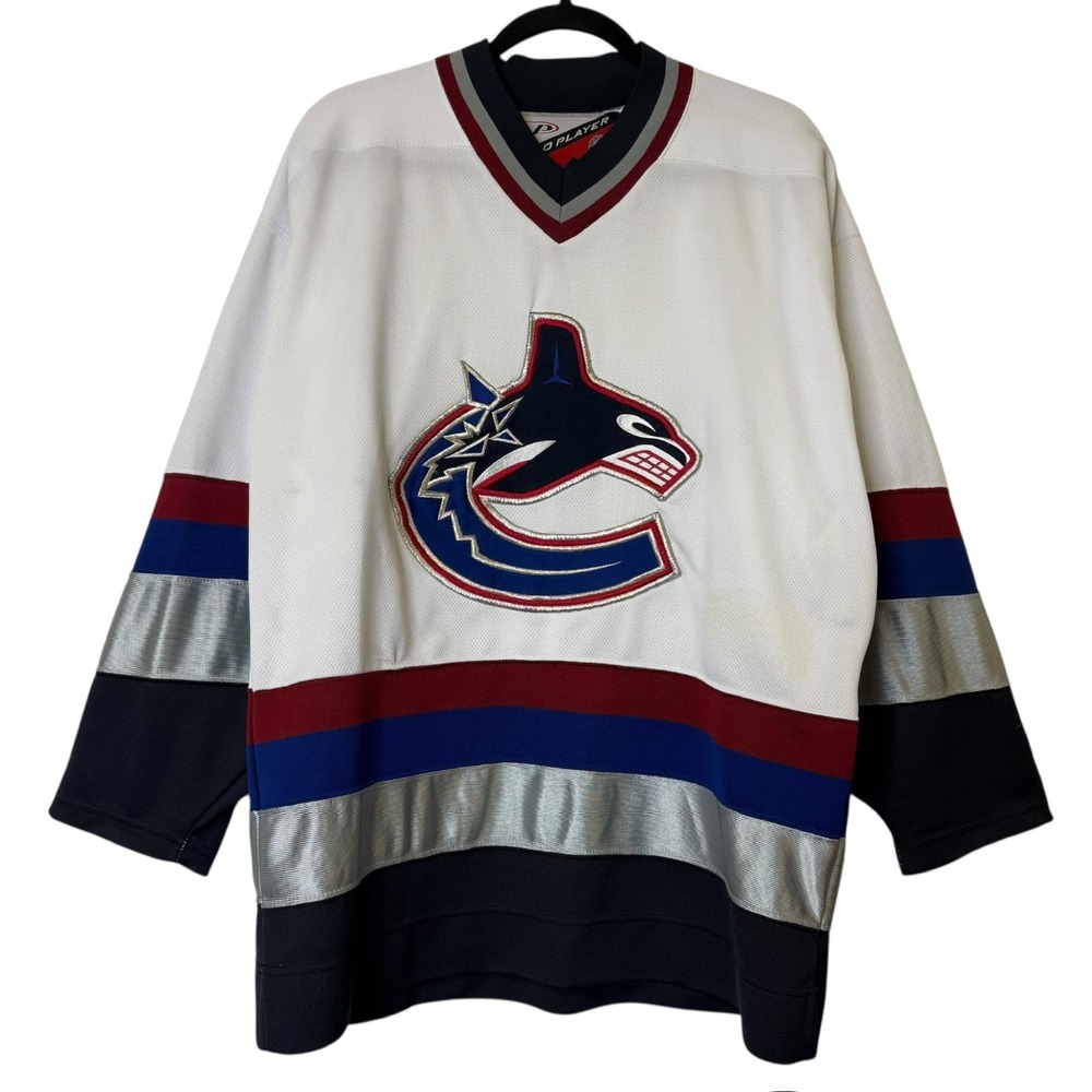 Vintage Vancouver Canucks Hockey Jersey - Men's M 90s NHL Whale Third Pro Player
